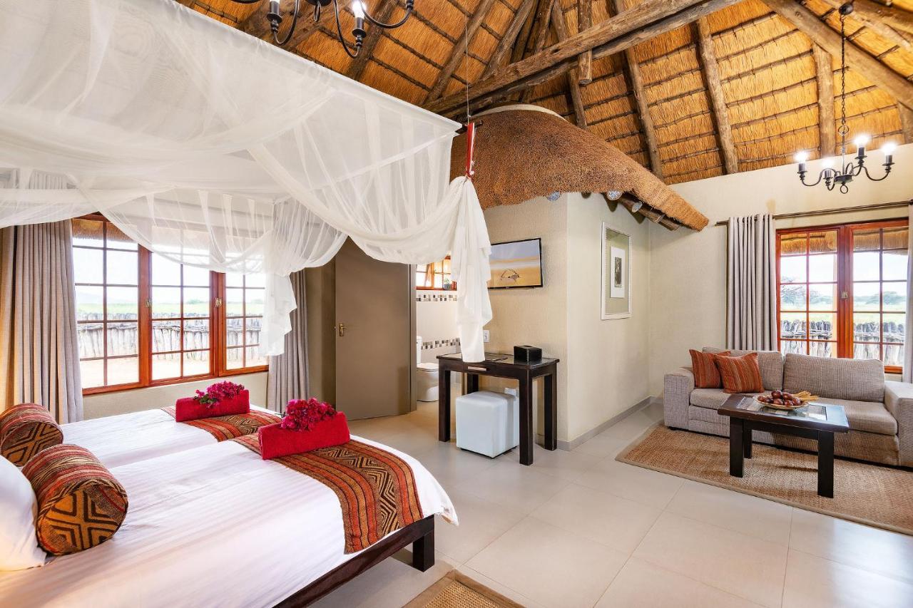 Frans Indongo Lodge Otjiwarongo Kültér fotó