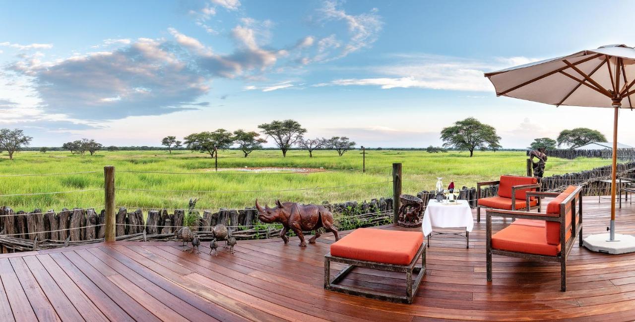 Frans Indongo Lodge Otjiwarongo Kültér fotó